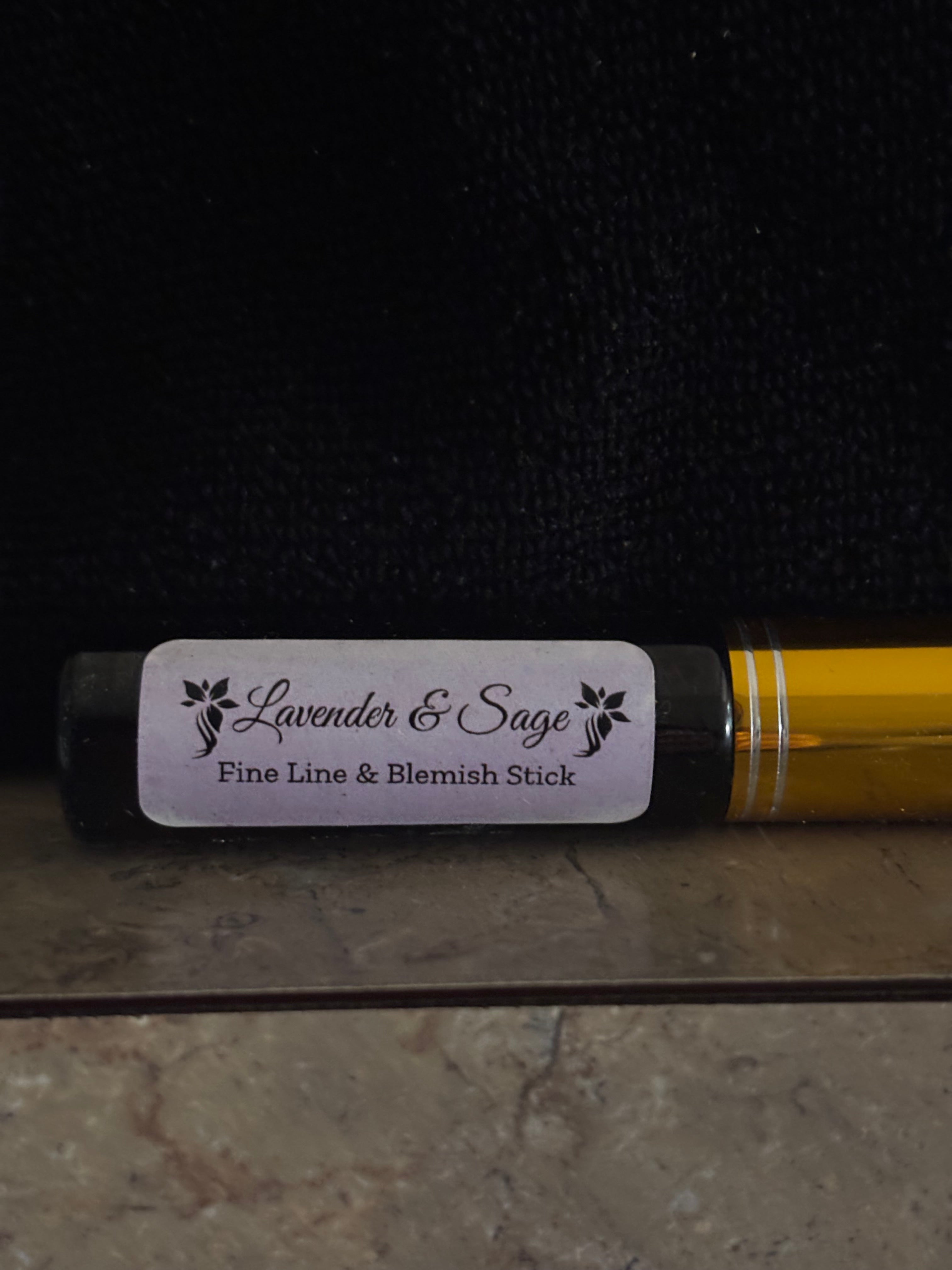 Fine Line & Blemish Roller